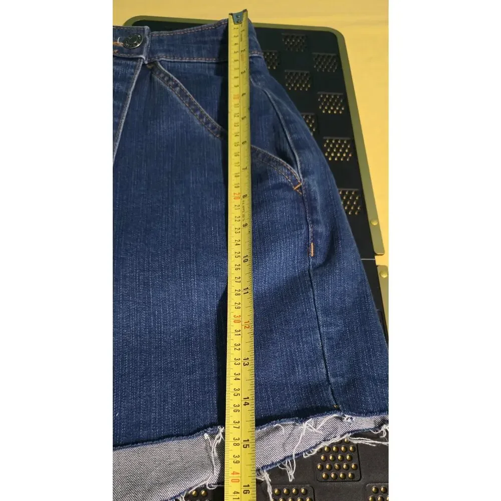 Torrid frayed Womens Denim Skort Plus sized 20‎ Frayed Hem